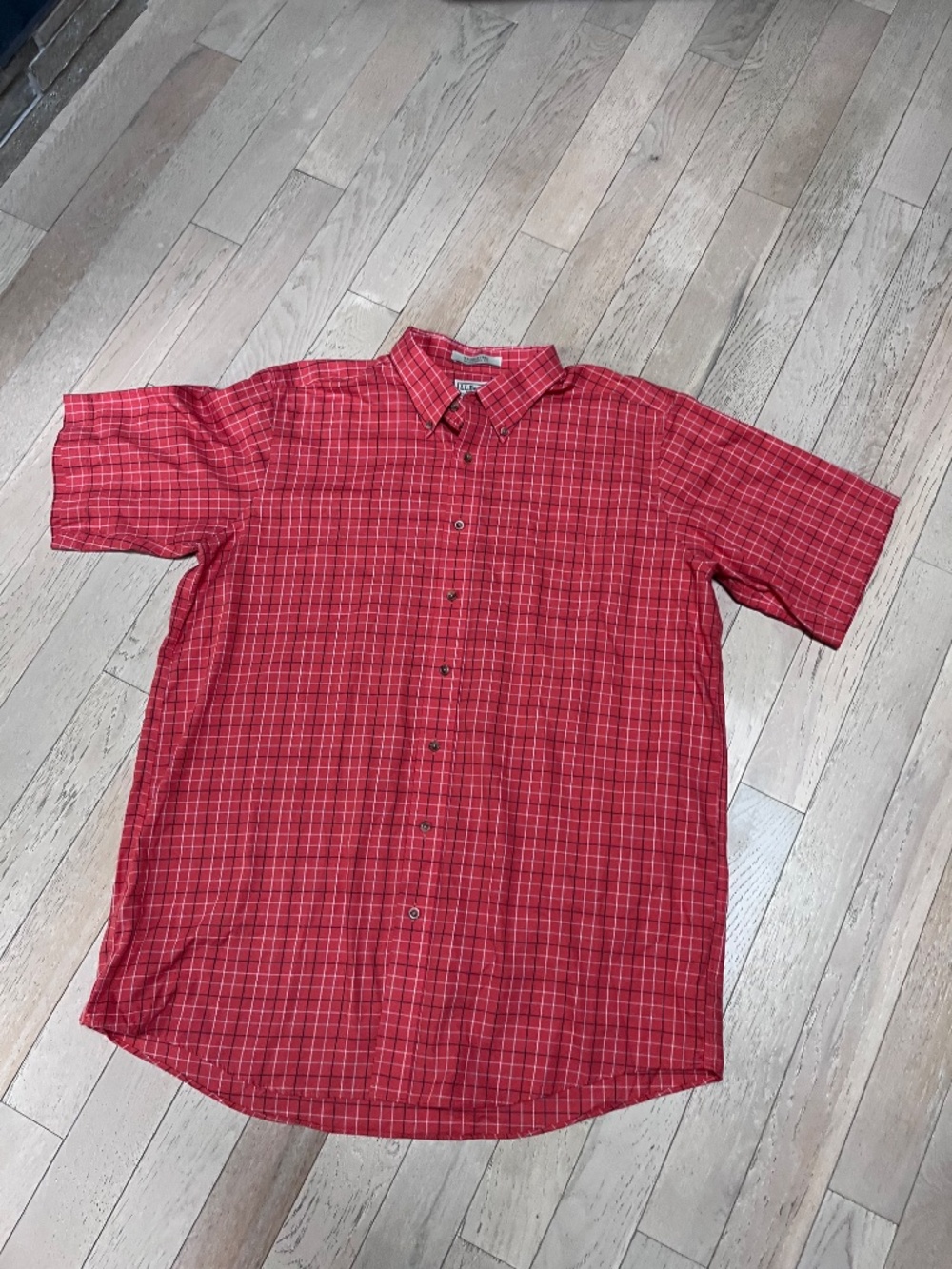LL Bean Men's XL Tall Wrinkle Free Traditional Fit Red Plaid Button Up Shirt